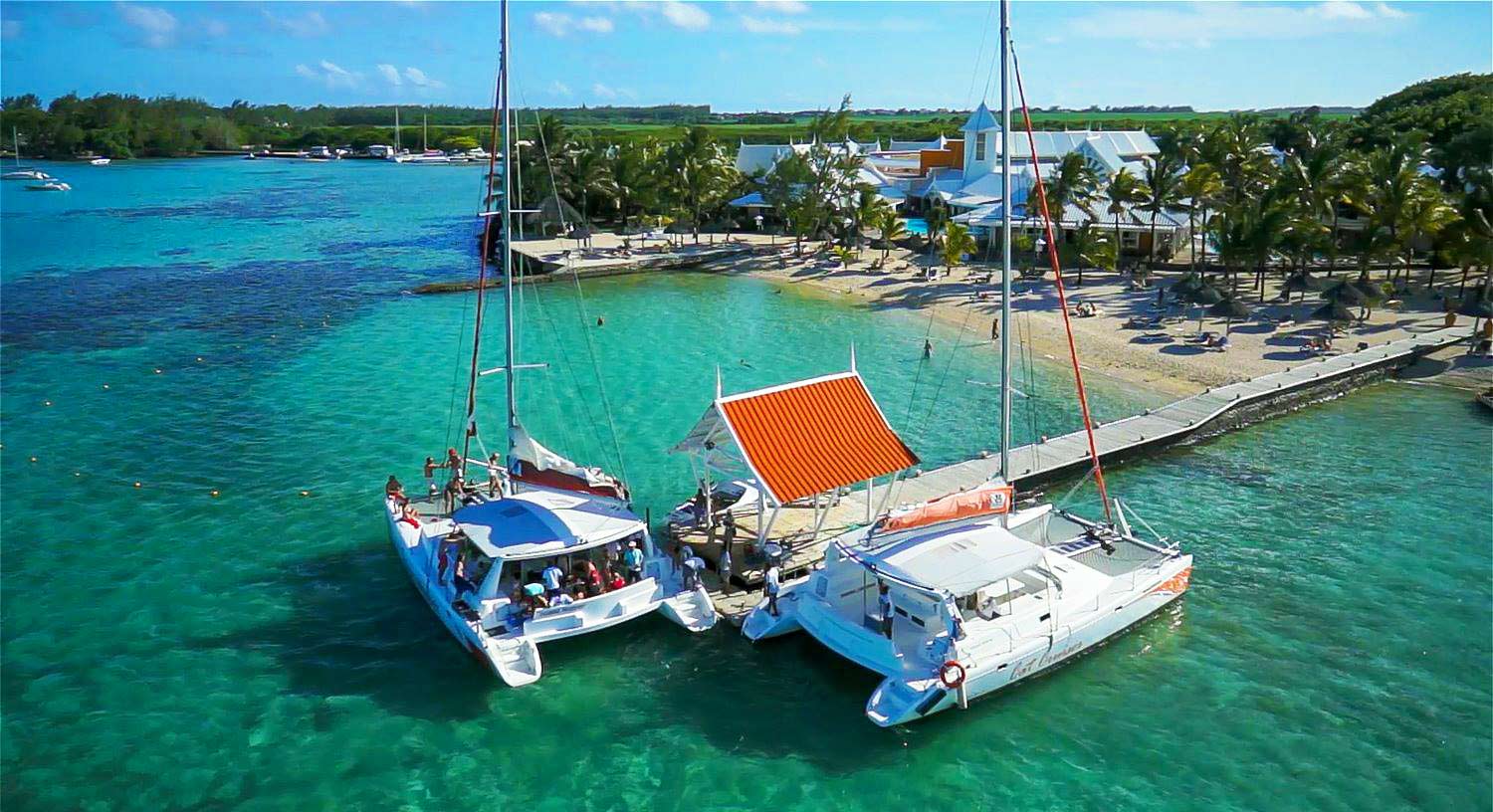 Île aux Cerfs Lagoon Cruise